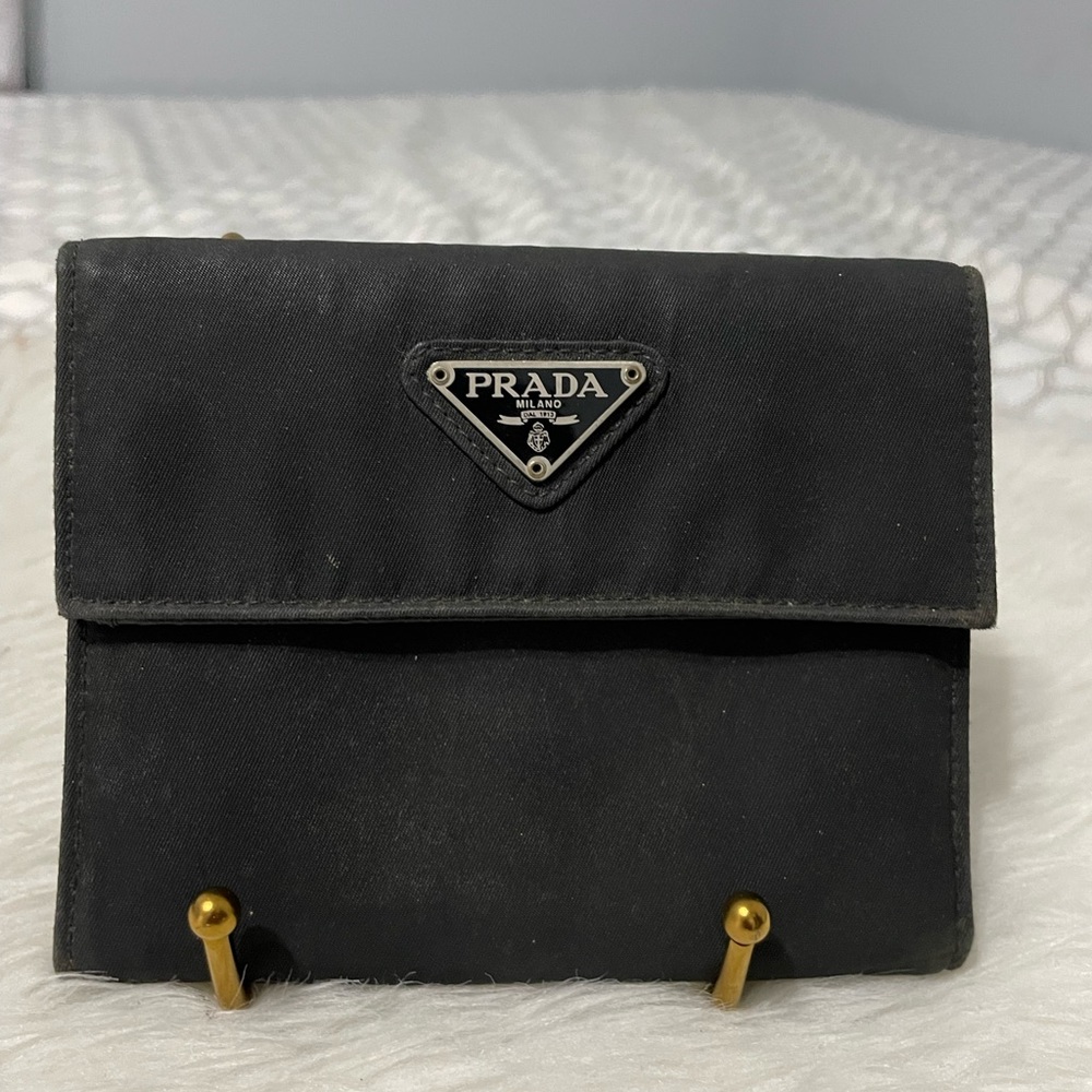 ✨Prada✨Wallet✨ - Picture 3 of 14